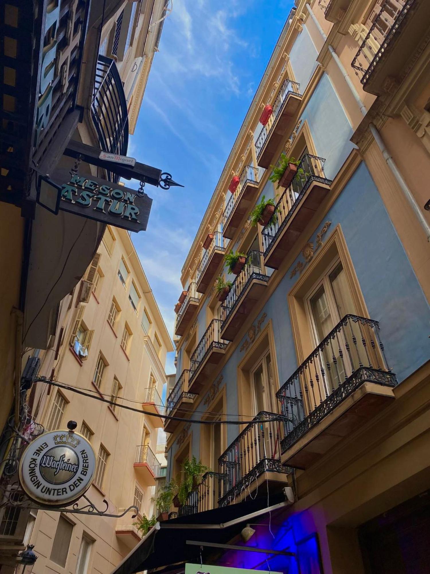 Be Happy Estudio Malaga Ngoại thất bức ảnh